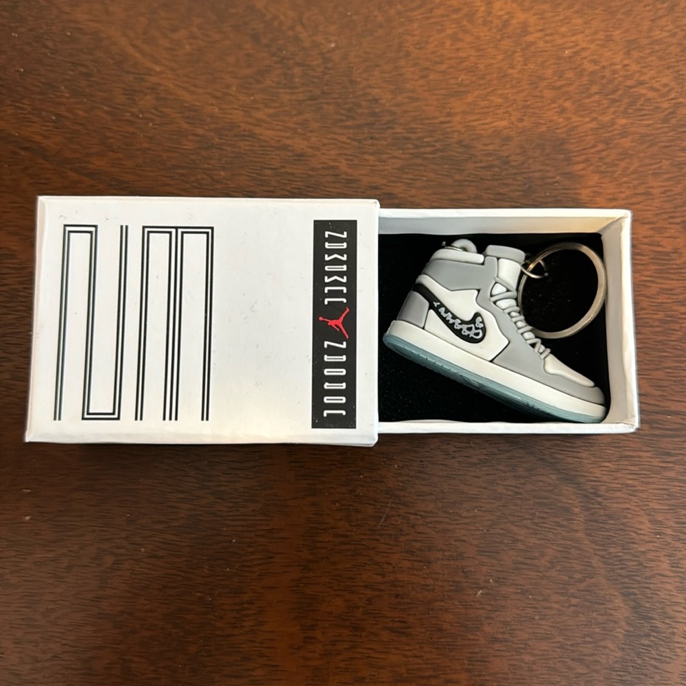 Mini 3D Air Jordan sneaker shoe keychain with Box